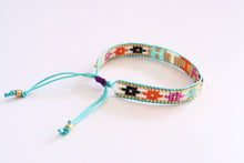 Cargar imagen en el visor de la galería, Faith In Color Beaded Bracelet