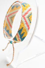 Load image into Gallery viewer, Turquoise Dreamweaver Beaded Bracelet