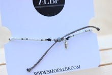 Cargar imagen en el visor de la galería, Overcast Beaded Bracelet