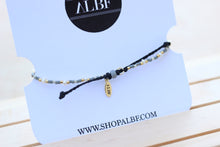 Cargar imagen en el visor de la galería, Dash Fresh Water Pearls Beaded Bracelet