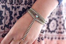 Cargar imagen en el visor de la galería, Dakota Charm Bracelet