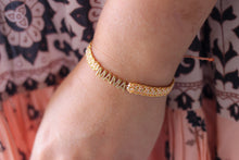 Cargar imagen en el visor de la galería, MAMA Charm Bracelet