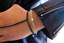 Cargar imagen en el visor de la galería, Heather Charm Bracelet