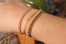 Cargar imagen en el visor de la galería, The Blossom Bracelet