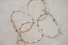 Cargar imagen en el visor de la galería, Summer Pallet Beaded Bracelet Set