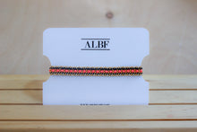 Cargar imagen en el visor de la galería, Stunner Bracelet