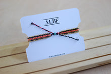 Cargar imagen en el visor de la galería, Stunner Bracelet