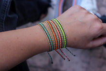 Cargar imagen en el visor de la galería, Bondi Ultimate Bracelet Set