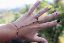 Cargar imagen en el visor de la galería, Life's A Beach Hand Chain