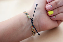 Load image into Gallery viewer, Queen Of Hearts Bracelet