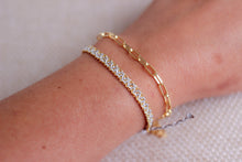 Cargar imagen en el visor de la galería, Gold Chain Link Layering Chain Bracelet
