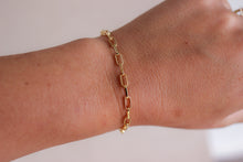 Cargar imagen en el visor de la galería, Gold Chain Link Layering Chain Bracelet