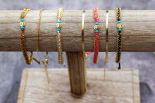 Cargar imagen en el visor de la galería, Just Keep Smiling Charm Bracelet