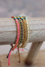 Cargar imagen en el visor de la galería, Just Keep Smiling Charm Bracelet