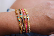 Cargar imagen en el visor de la galería, Just Keep Smiling Charm Bracelet