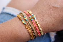 Cargar imagen en el visor de la galería, Just Keep Smiling Charm Bracelet