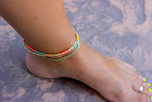 Cargar imagen en el visor de la galería, Poolside Hand Tied Anklet