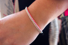 Cargar imagen en el visor de la galería, Neon Heat Bracelet