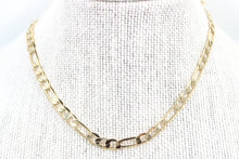 Cargar imagen en el visor de la galería, KAVEAH Edgy 24k Gold Chain Necklace