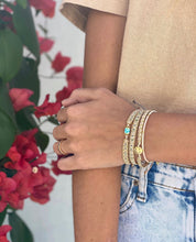 Cargar imagen en el visor de la galería, KAVEAH Pink and Cream Beaded Bracelet