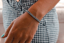 Cargar imagen en el visor de la galería, The Striker Bracelet