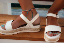 Cargar imagen en el visor de la galería, Tropic Like It's Hot Anklet