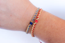 Cargar imagen en el visor de la galería, Live Free Charm Bracelet