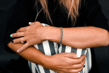 Cargar imagen en el visor de la galería, The Viper Bracelet