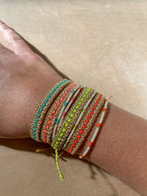 Cargar imagen en el visor de la galería, Summer Pallet Beaded Bracelet Set