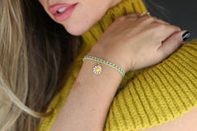 Cargar imagen en el visor de la galería, Songbird Charm Bracelet