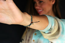 Cargar imagen en el visor de la galería, So Fetch Bracelet