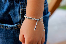 Cargar imagen en el visor de la galería, Grey and Black Custom NAME Bracelet