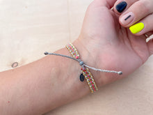 Cargar imagen en el visor de la galería, Electric Slide Bracelet