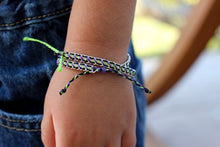 Cargar imagen en el visor de la galería, Boo Bracelet