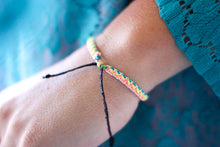 Cargar imagen en el visor de la galería, Electric Yellow Bracelet