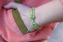 Cargar imagen en el visor de la galería, The Fern Bracelet