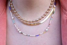 Cargar imagen en el visor de la galería, Mazzy Pearl Beaded Necklace