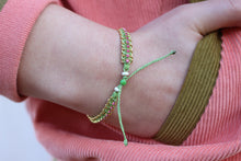 Cargar imagen en el visor de la galería, The Azalea Bracelet