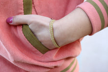 Cargar imagen en el visor de la galería, Honey Dew Bracelet