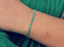 Cargar imagen en el visor de la galería, Emerald Green Silver Stacker Bracelet