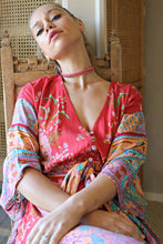 Load image into Gallery viewer, The Venus Choker