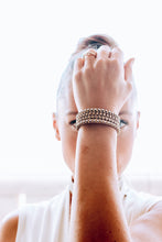 Cargar imagen en el visor de la galería, The Golden Hour Bracelet