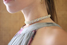 Load image into Gallery viewer, The Dove Choker