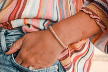 Cargar imagen en el visor de la galería, Good Karma Bracelet