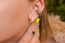 Load image into Gallery viewer, Super Fly 2 In 1 Drip Feather Earrings
