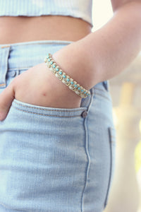 The Daisy Chain Bracelet ALBF Girl
